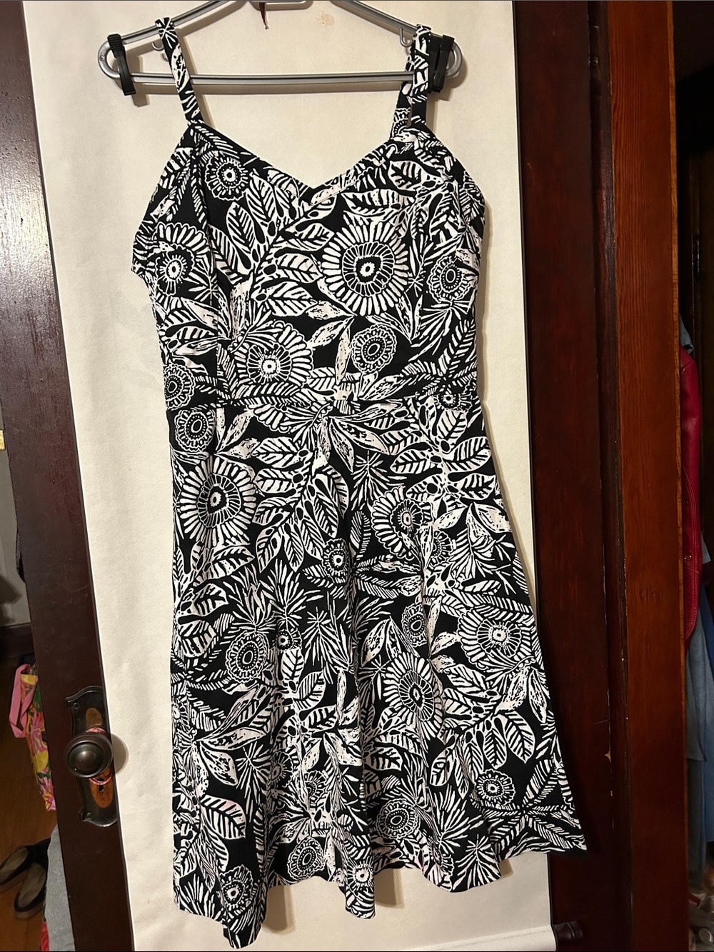 CATHERINE STEWART Black & White Floral Summer Cocktail Party Dress, Sz 8
